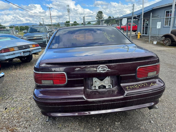 1991-96 Chevy Caprice, Impala SS, Passenger Right Front Door Glass Assembly 10