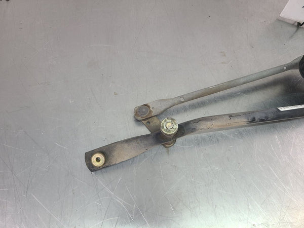 2003-07 Hummer H2 Windshield Wiper Motor Linkage Assembly - OEM6