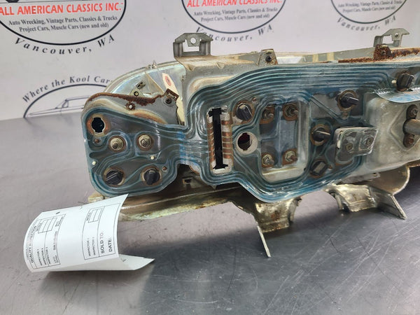 1969-70 Mustang Mach 1 Instrument Cluster w/ Bezel, FOR PARTS / REPAIR - OEM19