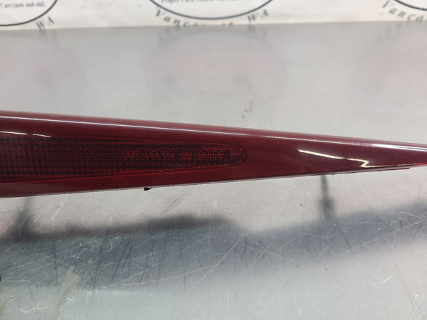 2005 Cadillac XLR Rear High Mounted Center Third Brake Light Assembly - OEM7