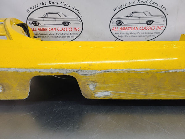 2005 C6 Corvette Right Side Rocker / Aperture Panel Moulding, Millennium Yellow16