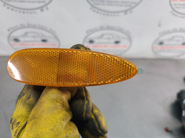 2004-06 GTO Side Marker Light Lens - OEM2