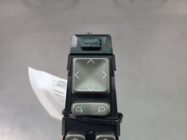 2004-09 Cadillac XLR Master Door Control Switch, Opt. DD0, Left Driver Side1