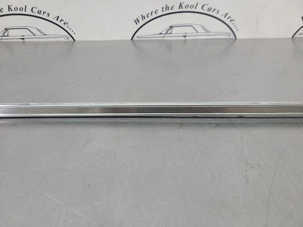 1970 Chevrolet Impala Fender Moulding Trim Strip, Left Driver Side LH - OEM5
