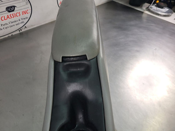 1994-95 Impala SS Front Center Floor Console Assembly, Gray, Column Shift! - OEM6
