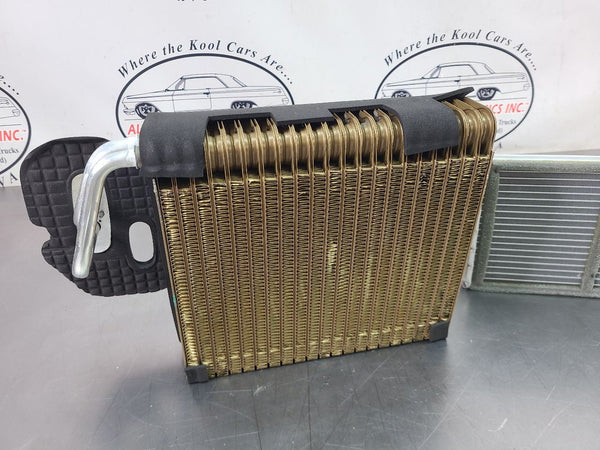 2005-19 C6 / C7 Corvette Factory Heater Cores, Only 12k Miles - OEM5