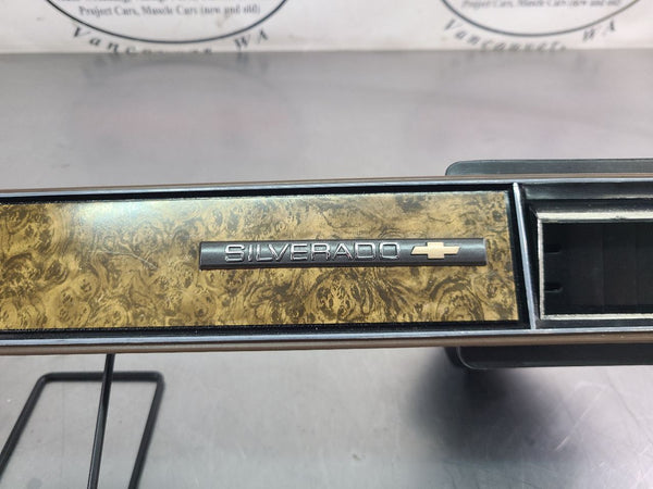 1981-91 Chevy Suburban Woodgrain Dash Bezel Applique Trim Panel Insert, w/ A/C7