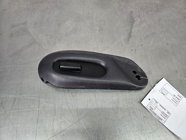 1997-04 C5 Corvette Non-Sport Seat Control Switch Panel w/ Bezel, Driver Side0