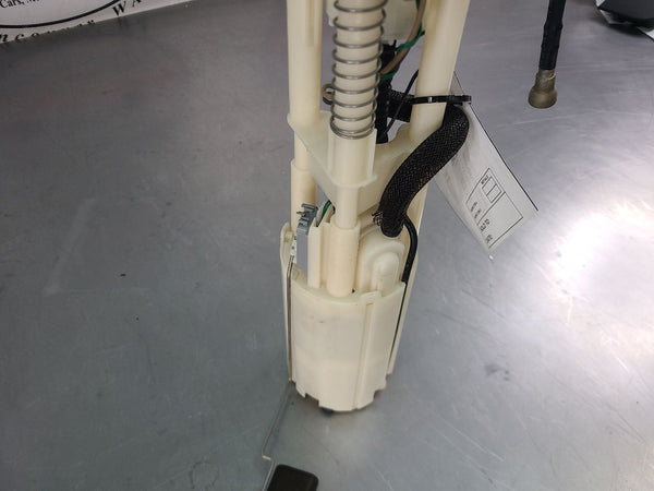 2005-08 C6 Corvette Driver Left Fuel Pump Assembly, LH - OEM4