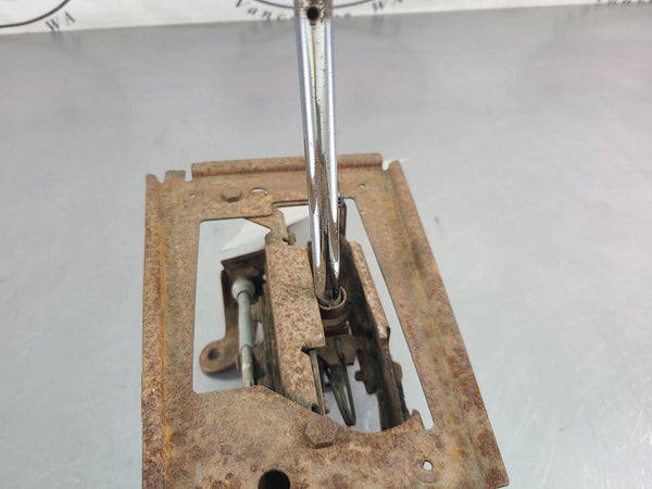 1973-1981 Camaro, 1970-1981 Firebird Automatic Transmission Shifter Assembly3