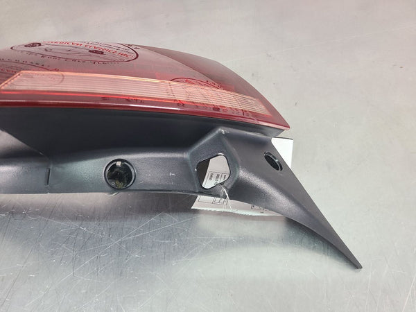 2004-09 Cadillac XLR Right Passenger Side Rear Tail Light Assembly, RH16