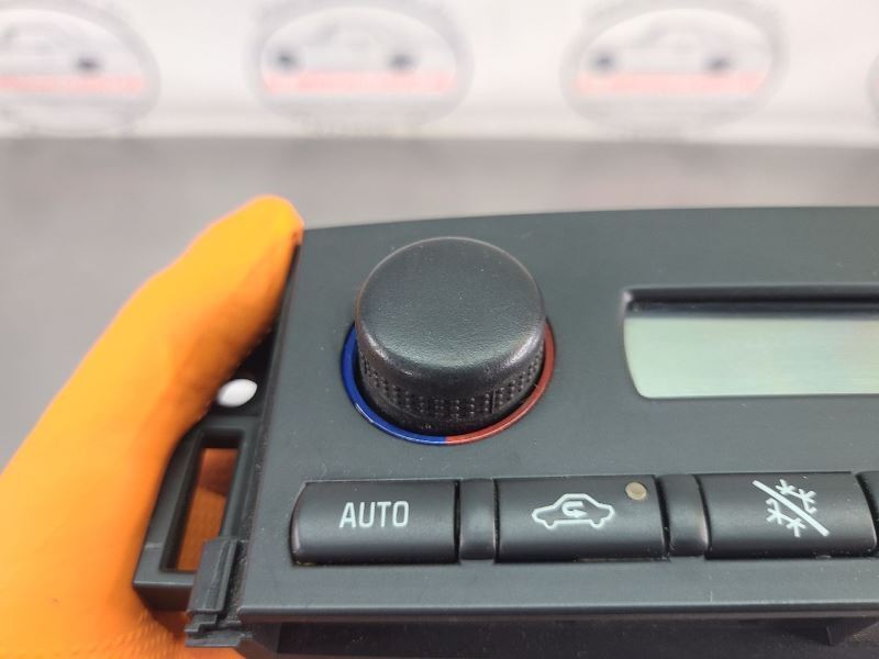05-13 C6 Corvette AC Temperature Automatic Climate Control Switch Pane