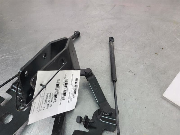 2003-06 Chevy SSR Tonneau Cover Hinge Pair, LH/RH - OEM5