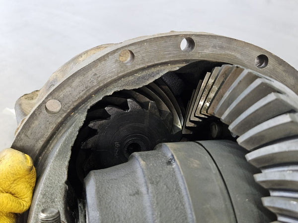 1966-67 Cadillac 3.21 Positraction Third Member Differential Assembly - OEM5
