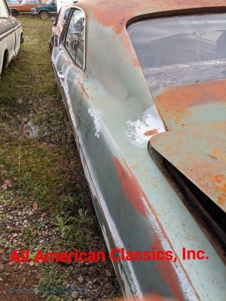 1966-67 Malibu 2 Door Hardtop A-Body Front Windshield Moulding - OEM GM17