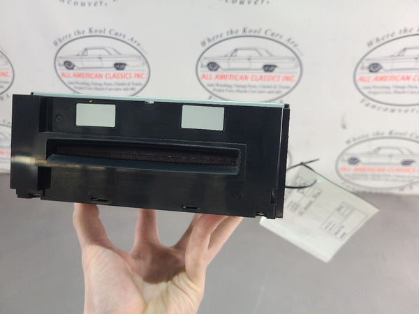 2004-09 Cadillac XLR Radio CD Player Assembly - OEM2