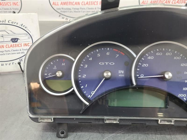 6752311