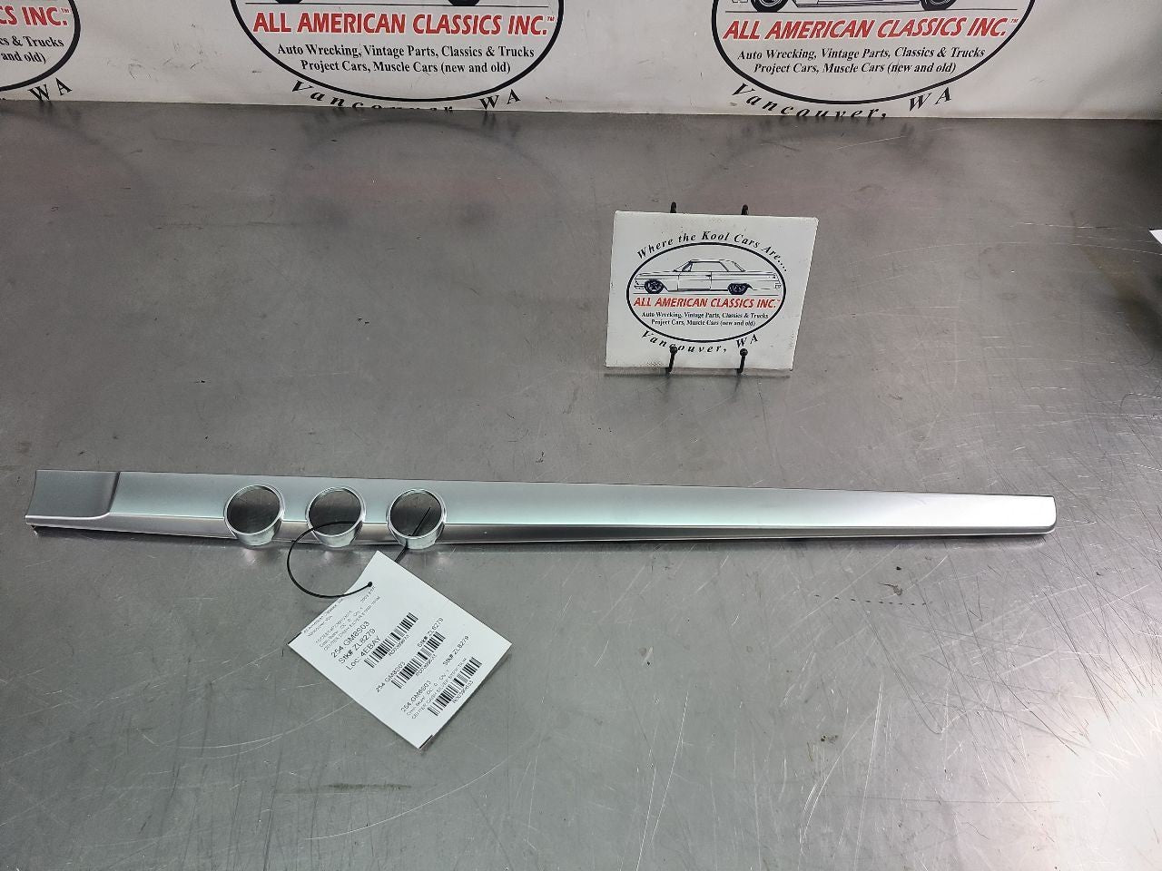 200306 Chevy SSR Front Center Dash Silver Strip Trim Bezel  OEM0