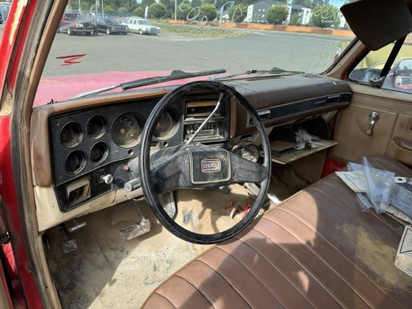 6750946