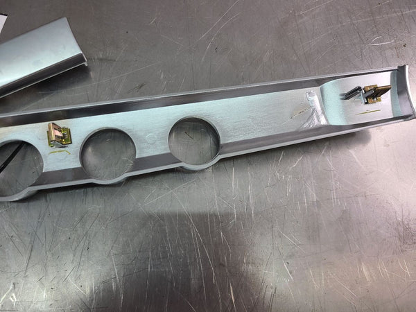 2003-06 Chevy SSR Front Dash Spear Trim 2-Piece Set, Silver - OEM6