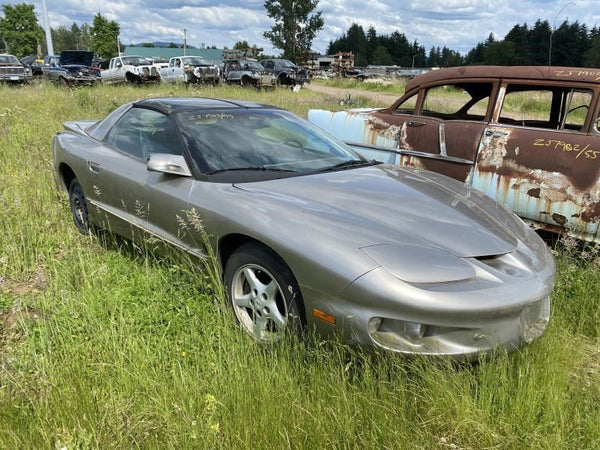6751054