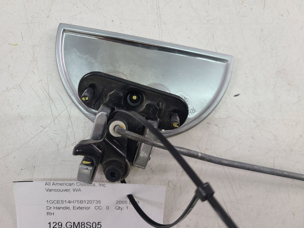 200306 Chevy SSR Passengers Side RH Exterior Door Handle Assembly, Silver Satin3