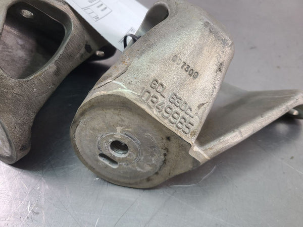 C6 Corvette LS3 Engine Mount / Motor Stand Pair, LH / RH, 10349964, 10349965 OEM2