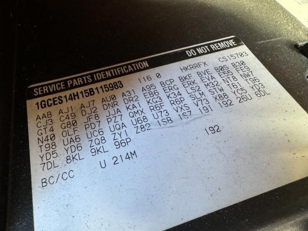 2005-06 Chevy SSR 6.0L Engine Mounts Motor Stand Bracket Set - OEM8