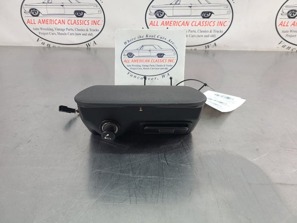 200306 Chevy SSR Front Dash Compartment / Ashtray w/ Lighter  OEM0