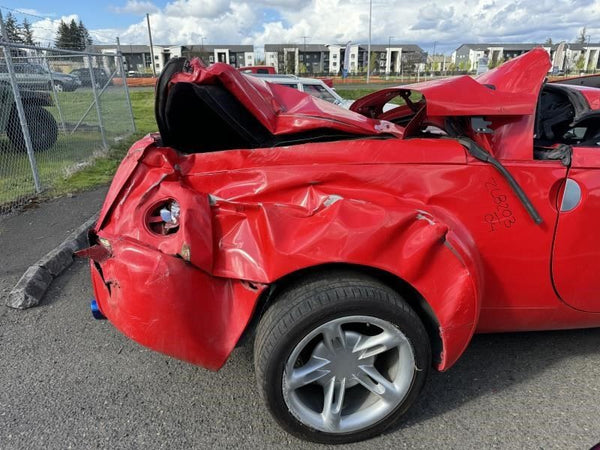200306 Chevy SSR Front Dash Cubby Compartment / Ashtray w/ Lighter  OEM17