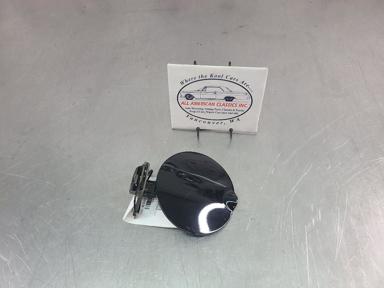 200306 Chevy SSR Exterior Fuel Filler Door Assembly, Black  OEM0