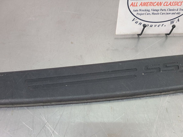 200306 Chevy SSR Rear Hatch / Trunk Lower Sill Scuff Trim Panel  OEM2