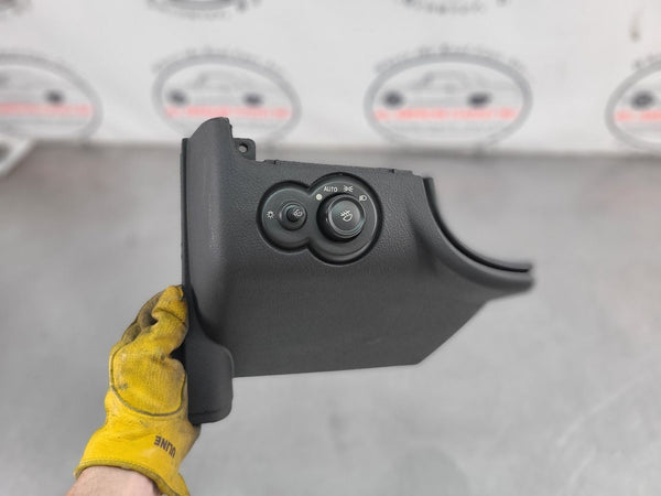 200306 Chevy SSR Drivers Side Front Dash Bezel Trim Piece w/ Headlight Control0