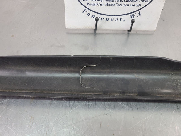 2003-06 Chevy SSR Passengers Side Door Sill / Scuff Panel, #15116081 - OEM5