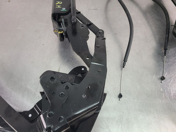 200306 Chevy SSR Rear Truck Bed Topper / Tonneau Main Lift Hinge Pair, LH/RH3