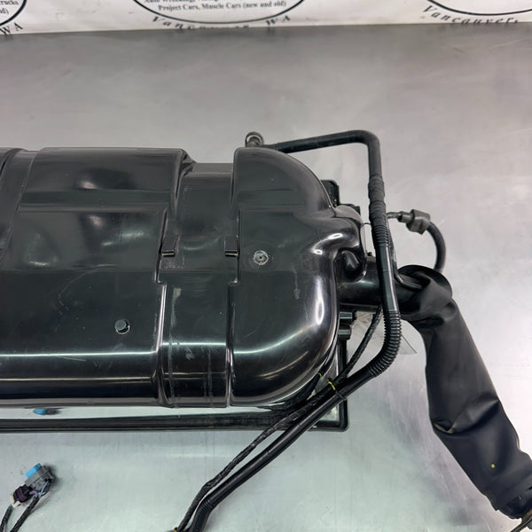 200406 Pontiac GTO Factory Fuel Gas Tank Assembly w/Filler Neck  OEM2