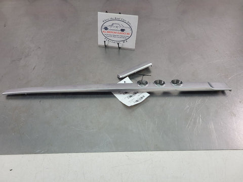 200306 Chevy SSR Front Dash Spear Trim 2Piece Set, Silver  OEM0