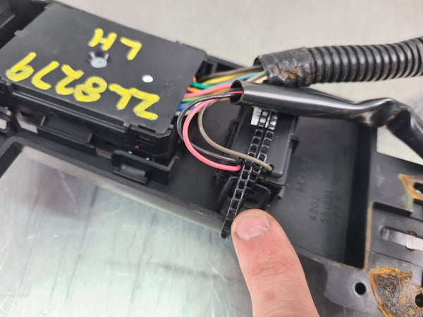 2003 Chevy SSR LH Drivers Seat Control Switch Panel  OEM5