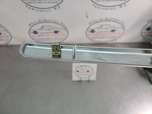 2003-06 Chevy SSR Front Center Dash Silver Strip Trim Bezel - OEM11