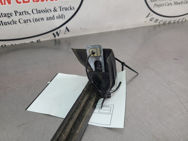 200306 Chevy SSR Passengers Side RH Door Felt Moulding, Black  OEM2