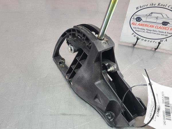 200306 Chevy SSR Bare Transmission Shifter Box Assembly  OEM4