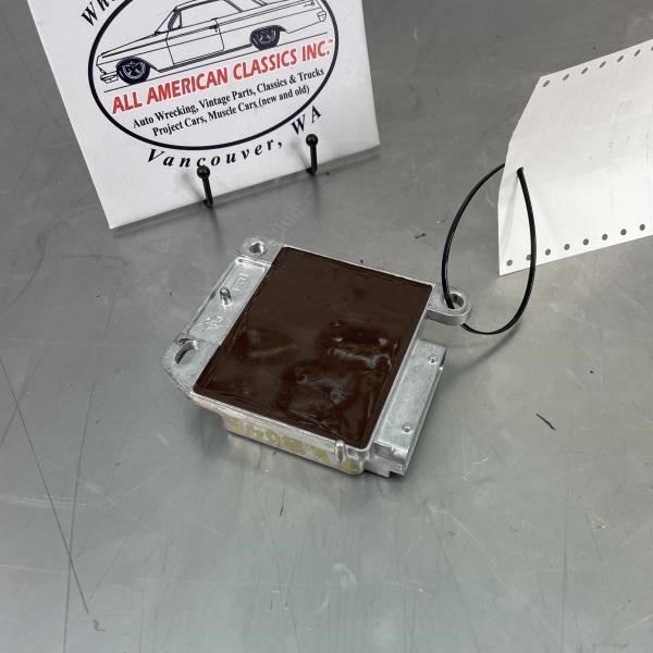 2003-06 Chevy SSR SRS Bag Control Module 15131437 - OEM2