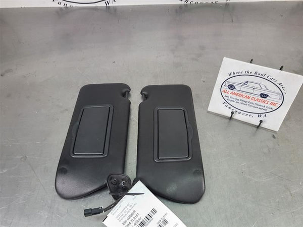2003-06 Chevy SSR Interior Sun Visor Pair (Left/Right) Illuminated Black - OEM0