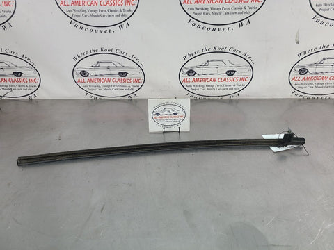 200306 Chevy SSR Passengers Side RH Door Felt Moulding, Black  OEM0