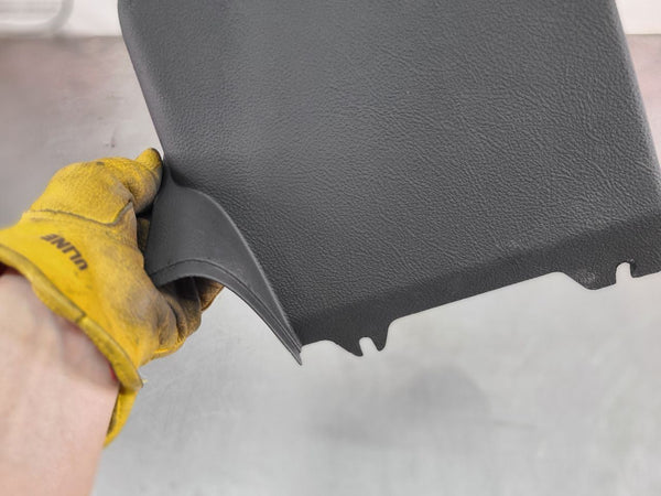 200306 Chevy SSR Drivers Side Front Dash Bezel Trim Piece w/ Headlight Control6