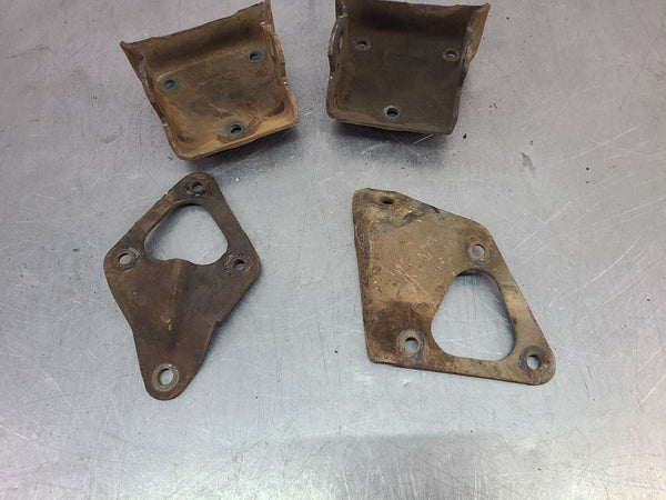 Chevy Suburban 350 TBI Engine Mounts / Cup Pair, LH/RH - OEM6