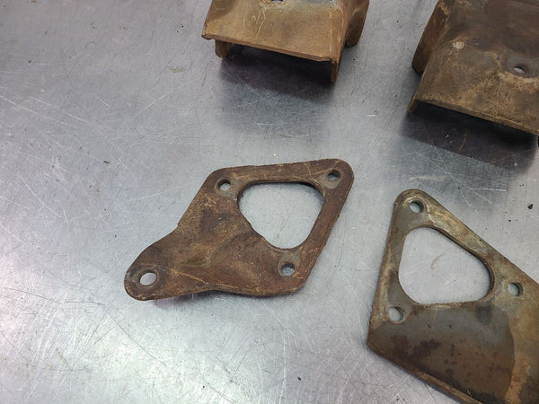 Chevy Suburban 350 TBI Engine Mounts / Cup Pair, LH/RH - OEM3
