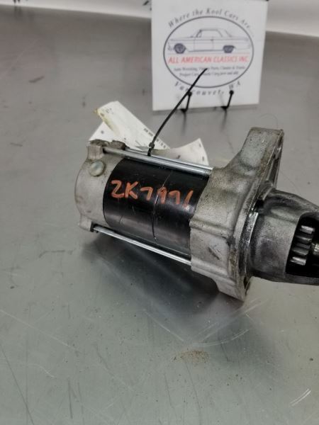 6751929
