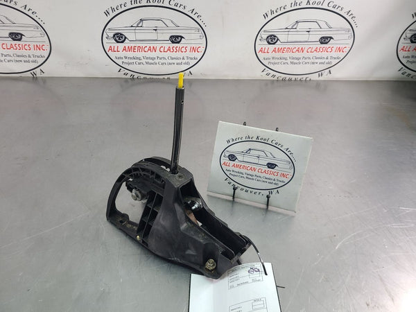 2003-07 Hummer H2 Automatic Transmission Floor Shifter Lever Gear Selector - OEM0
