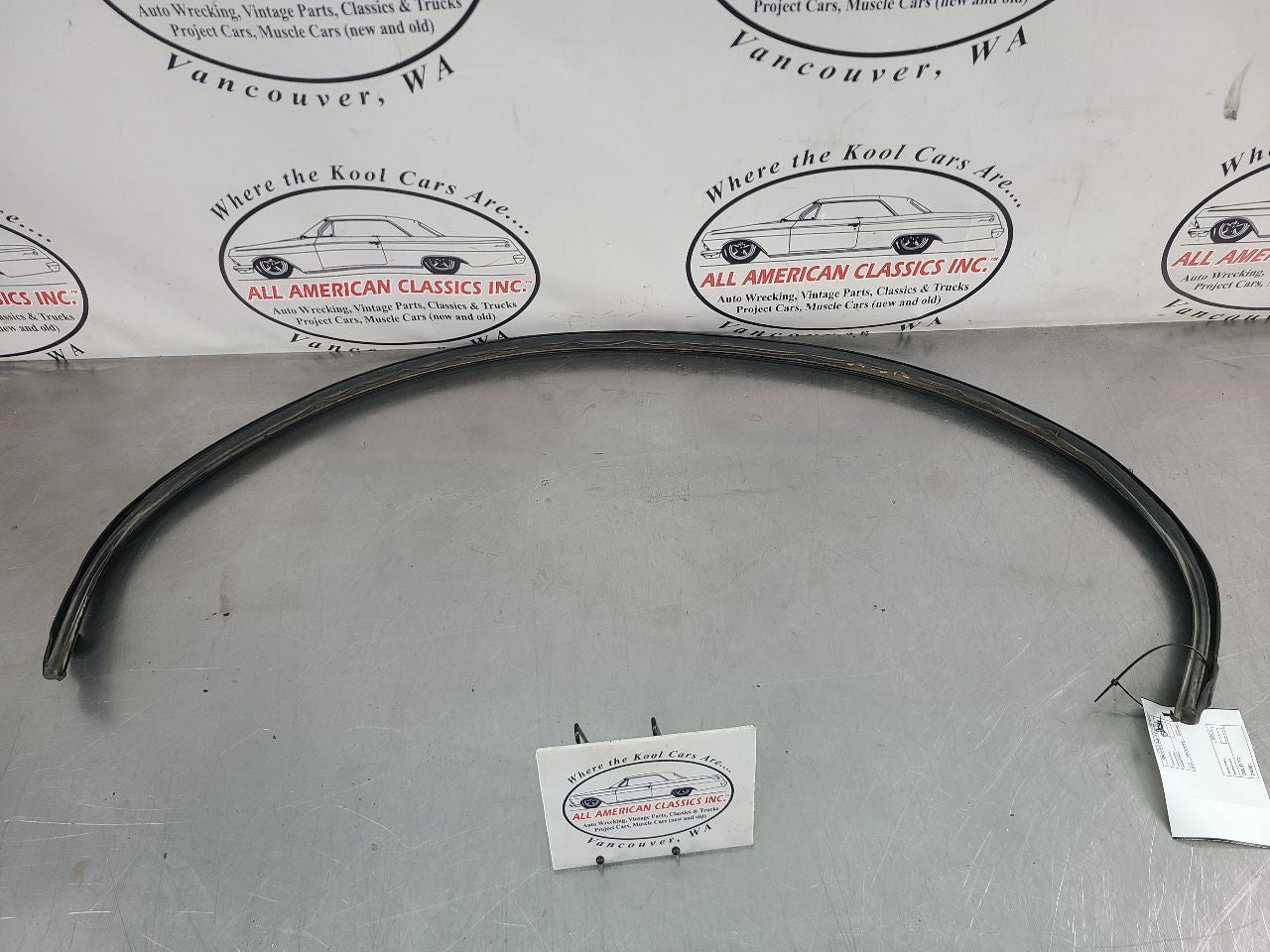 200306 Chevy SSR Rear Roof Panel Weather Stripping  OEM0